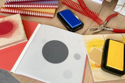 Shifting Pages – Collective Book Experiment by Chloé Thomas
